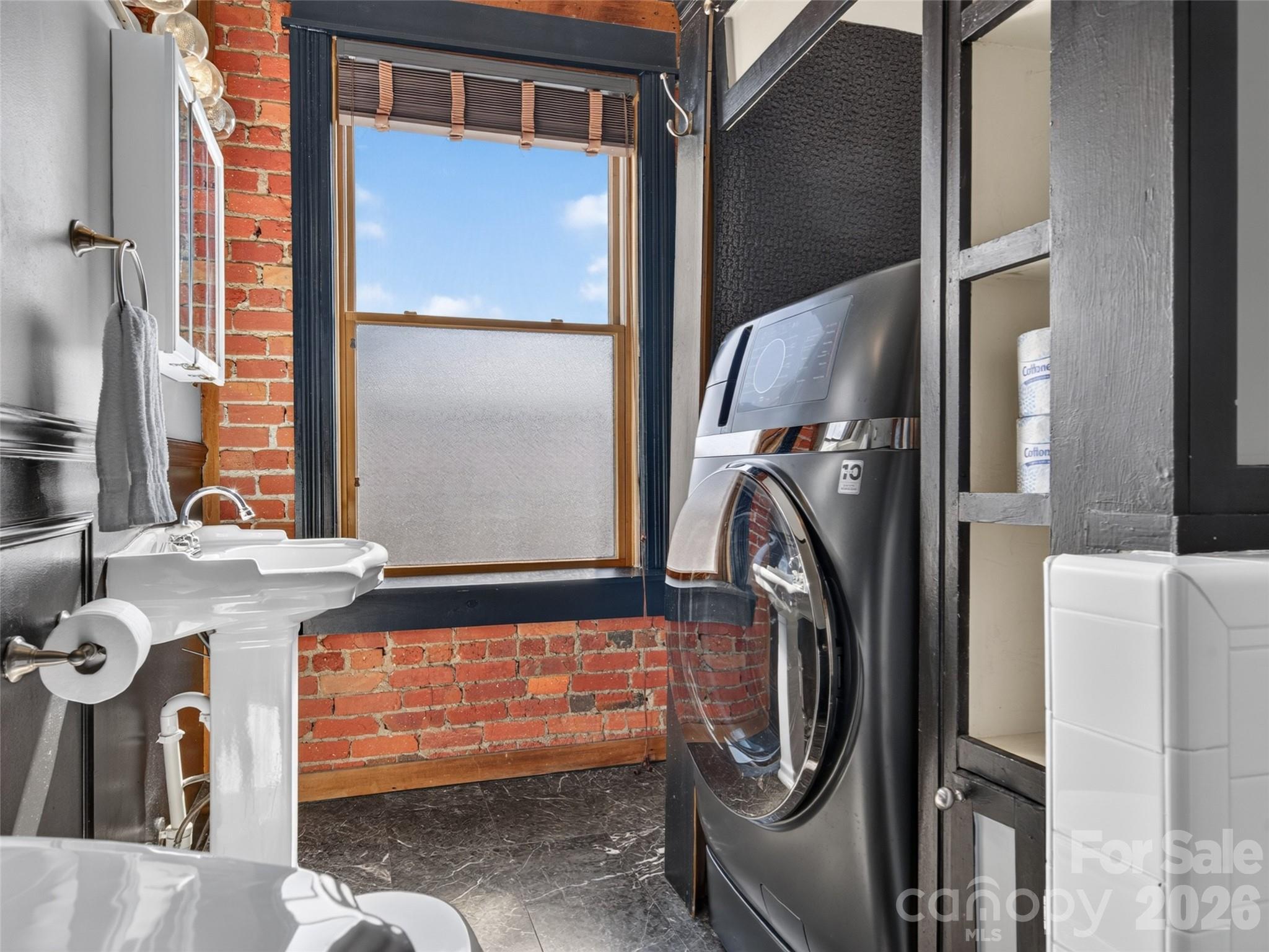 28 W Main Street Unit: 5 and 6