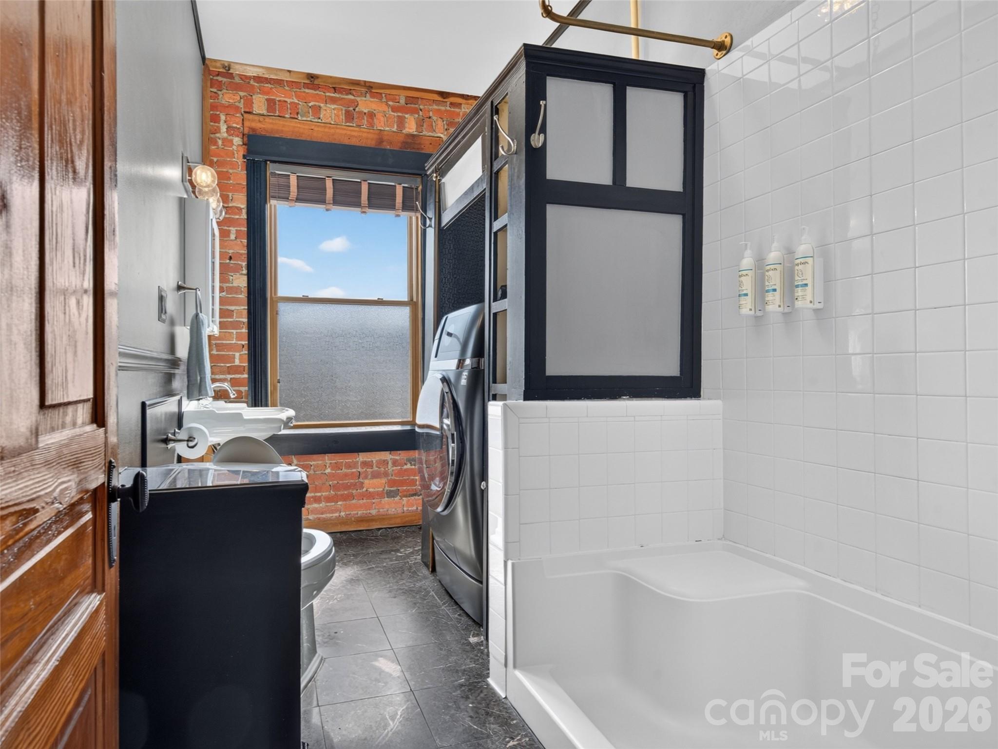 28 W Main Street Unit: 5 and 6