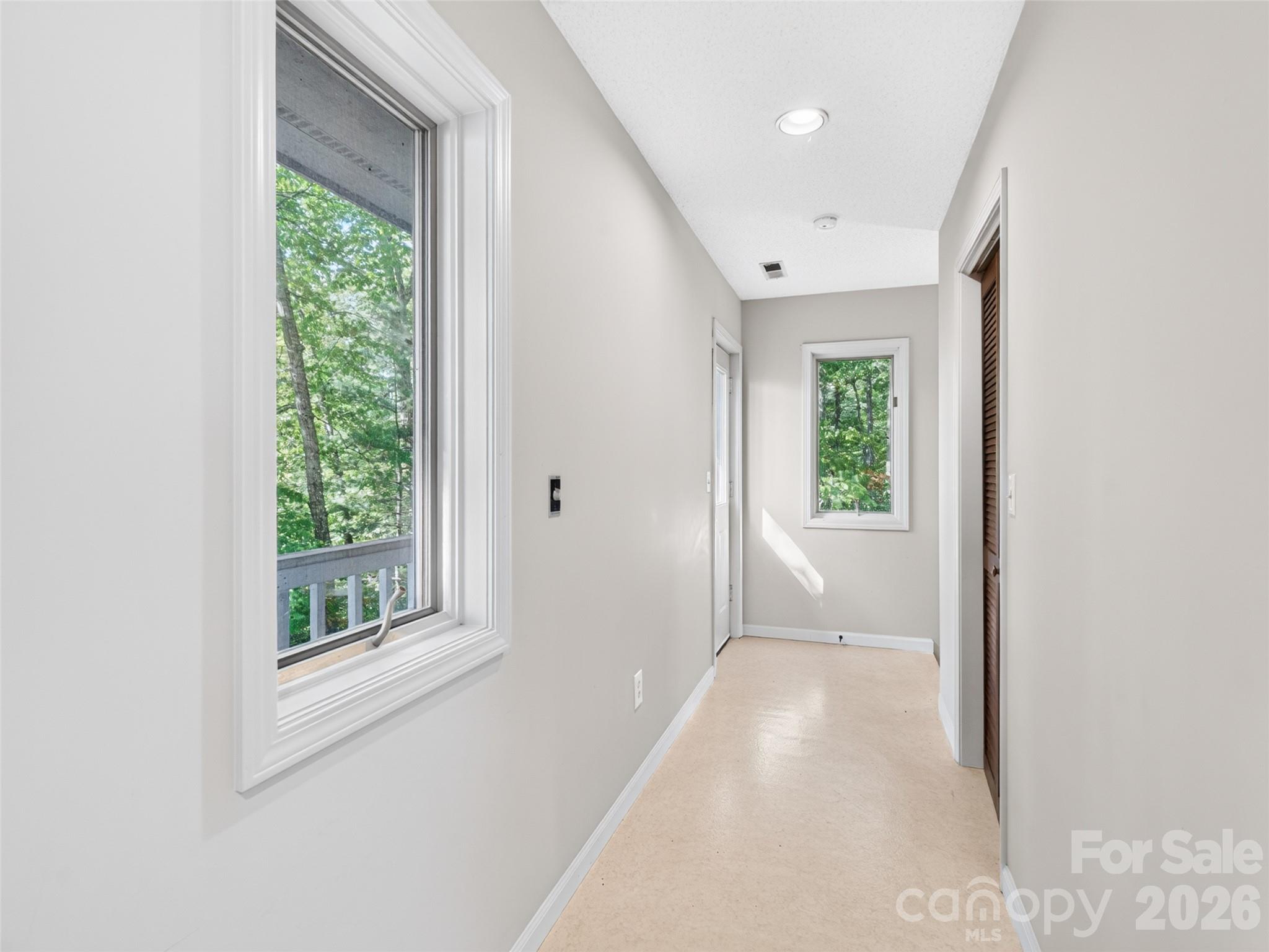 172 Clock Crest Drive