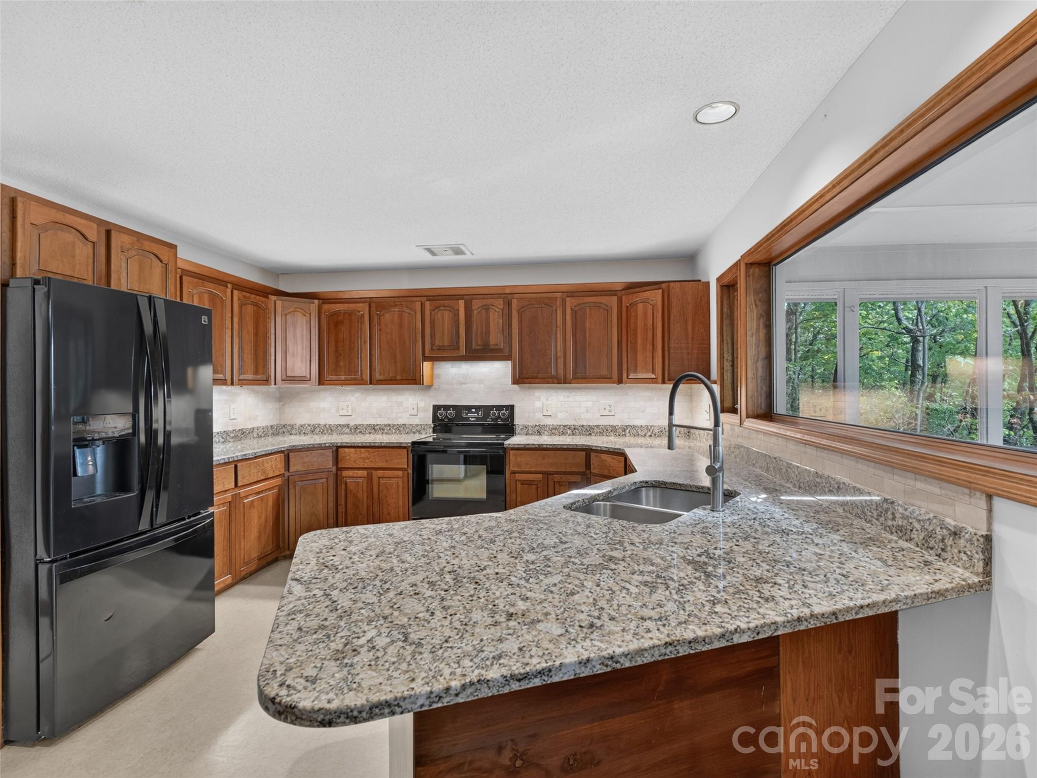 172 Clock Crest Drive