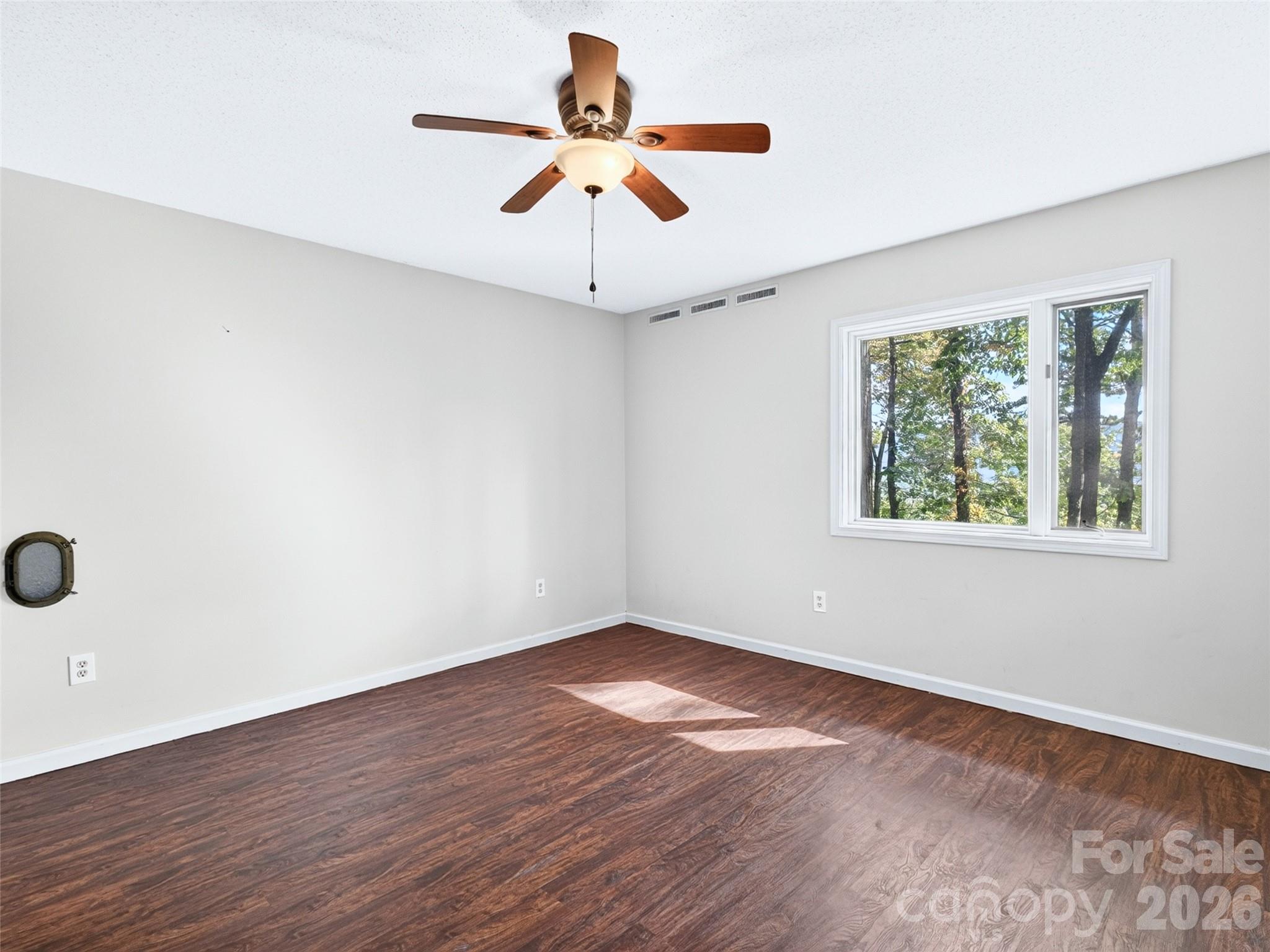 172 Clock Crest Drive