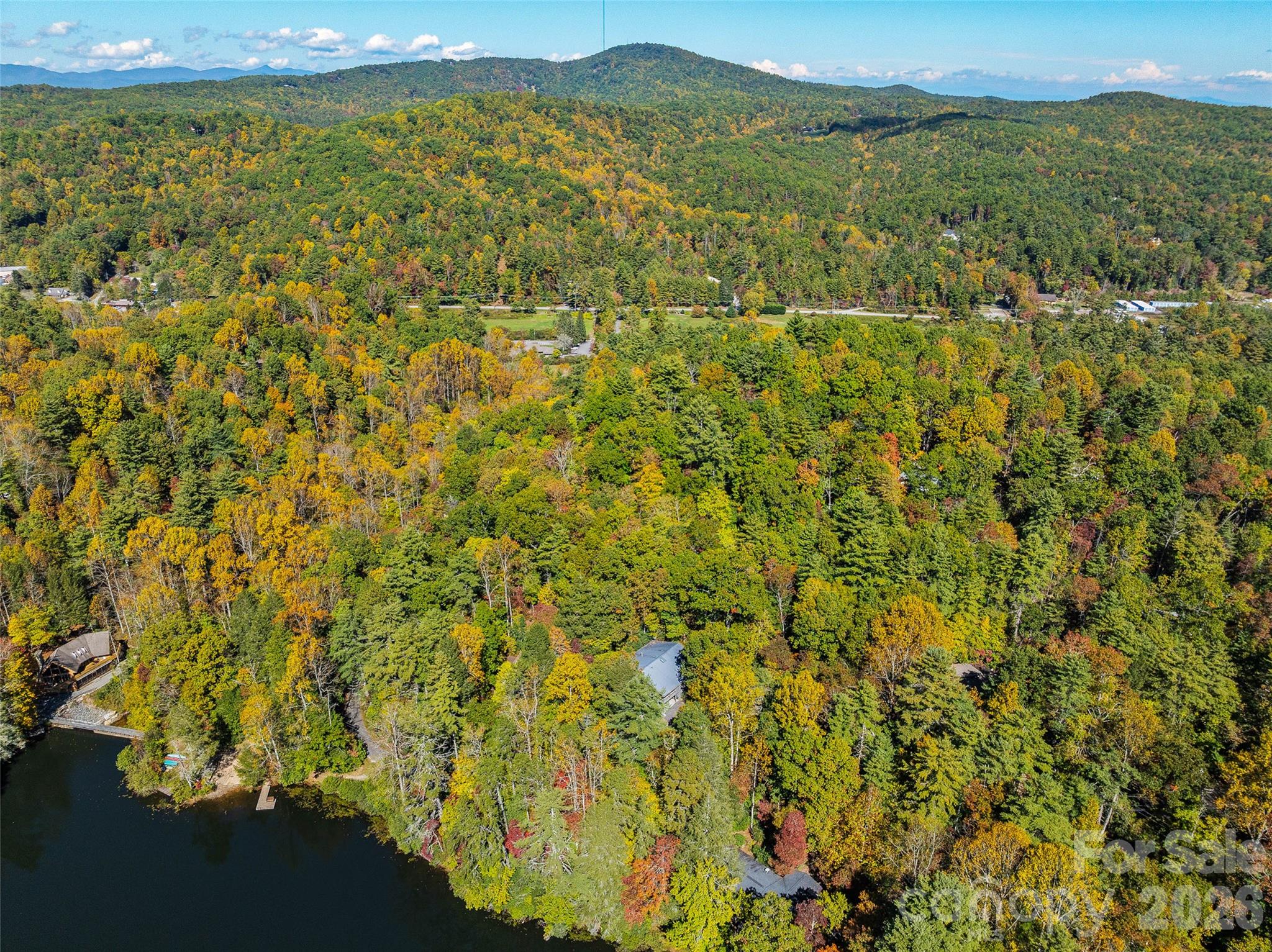 375 Robin Hood Road
