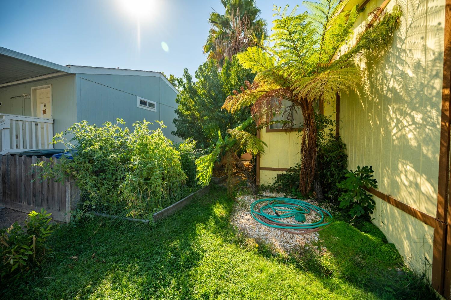 12 Schooner Lane