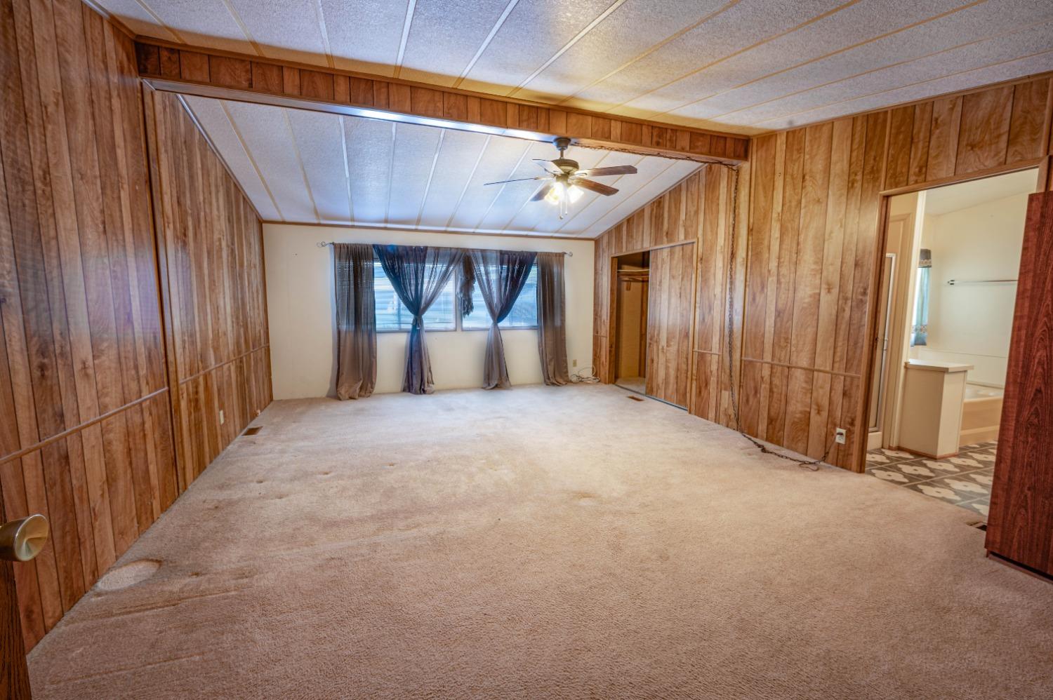 12 Schooner Lane