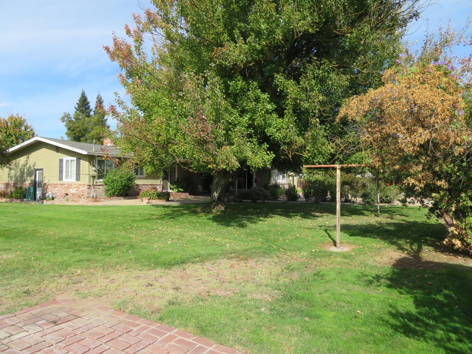 2819 Tioga Avenue