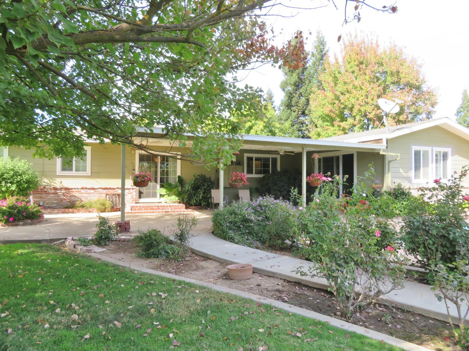 2819 Tioga Avenue