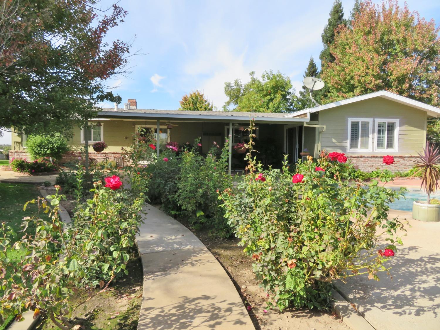 2819 Tioga Avenue