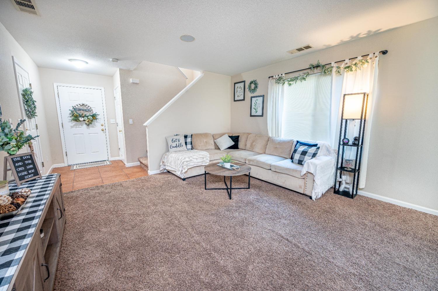 1714 Zona Bella Lane