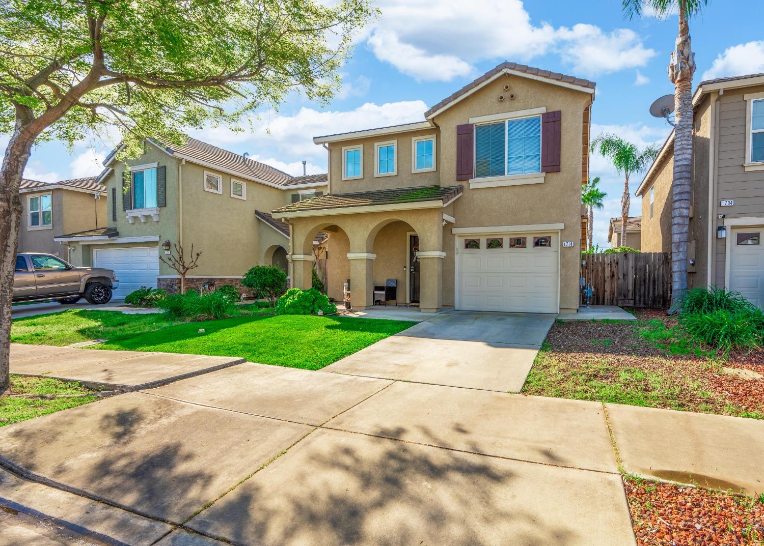 1714 Zona Bella Lane