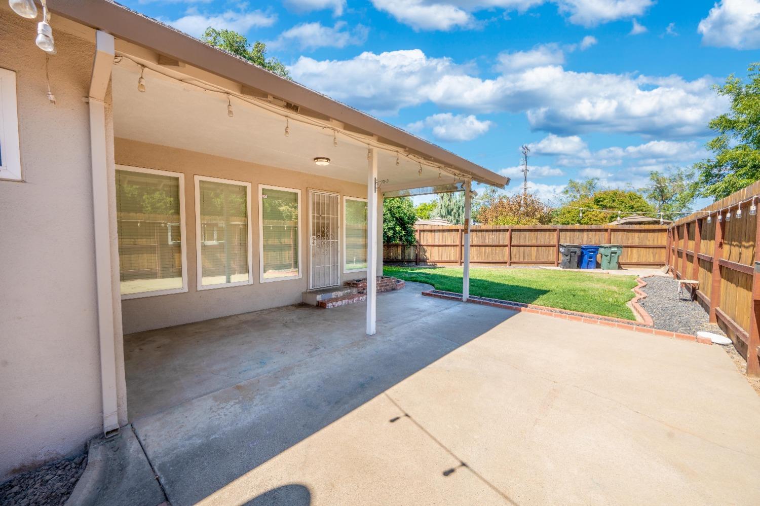 1629 Oakwood