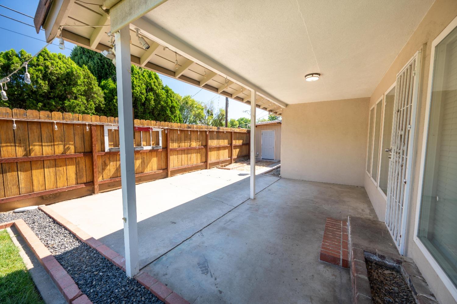 1629 Oakwood