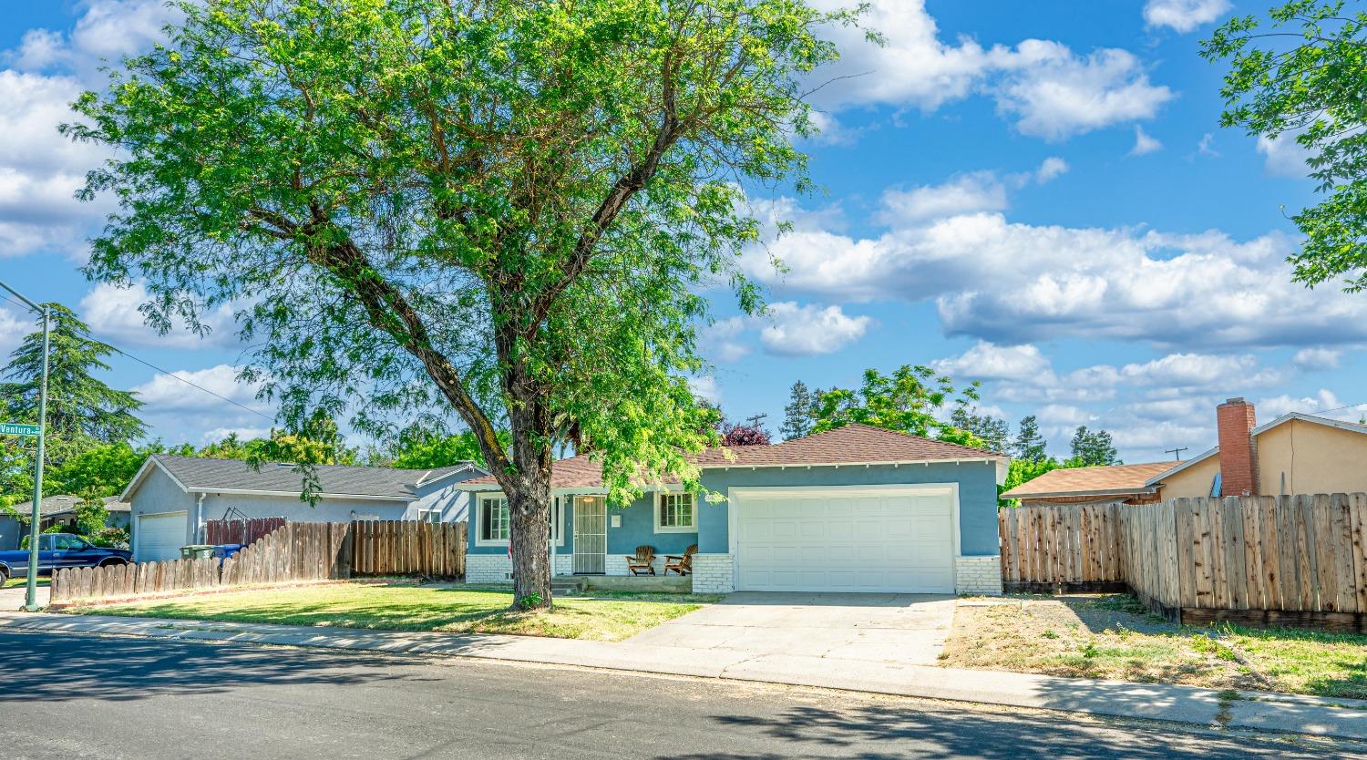 2402 Vicki Drive