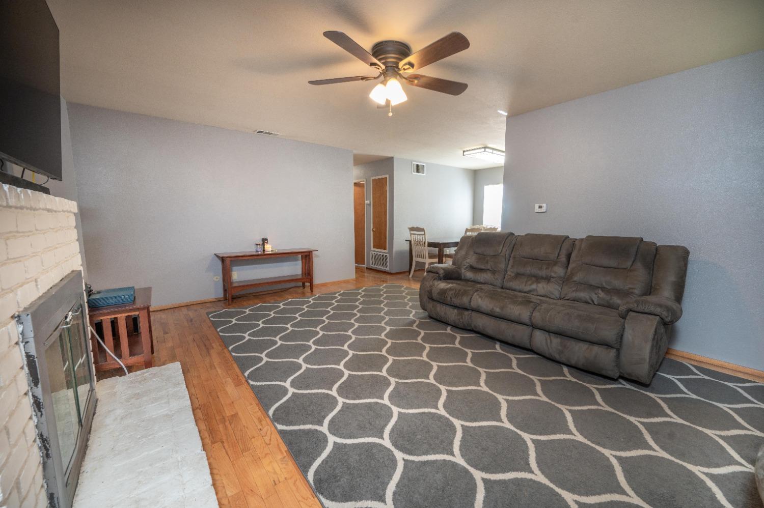 2402 Vicki Drive