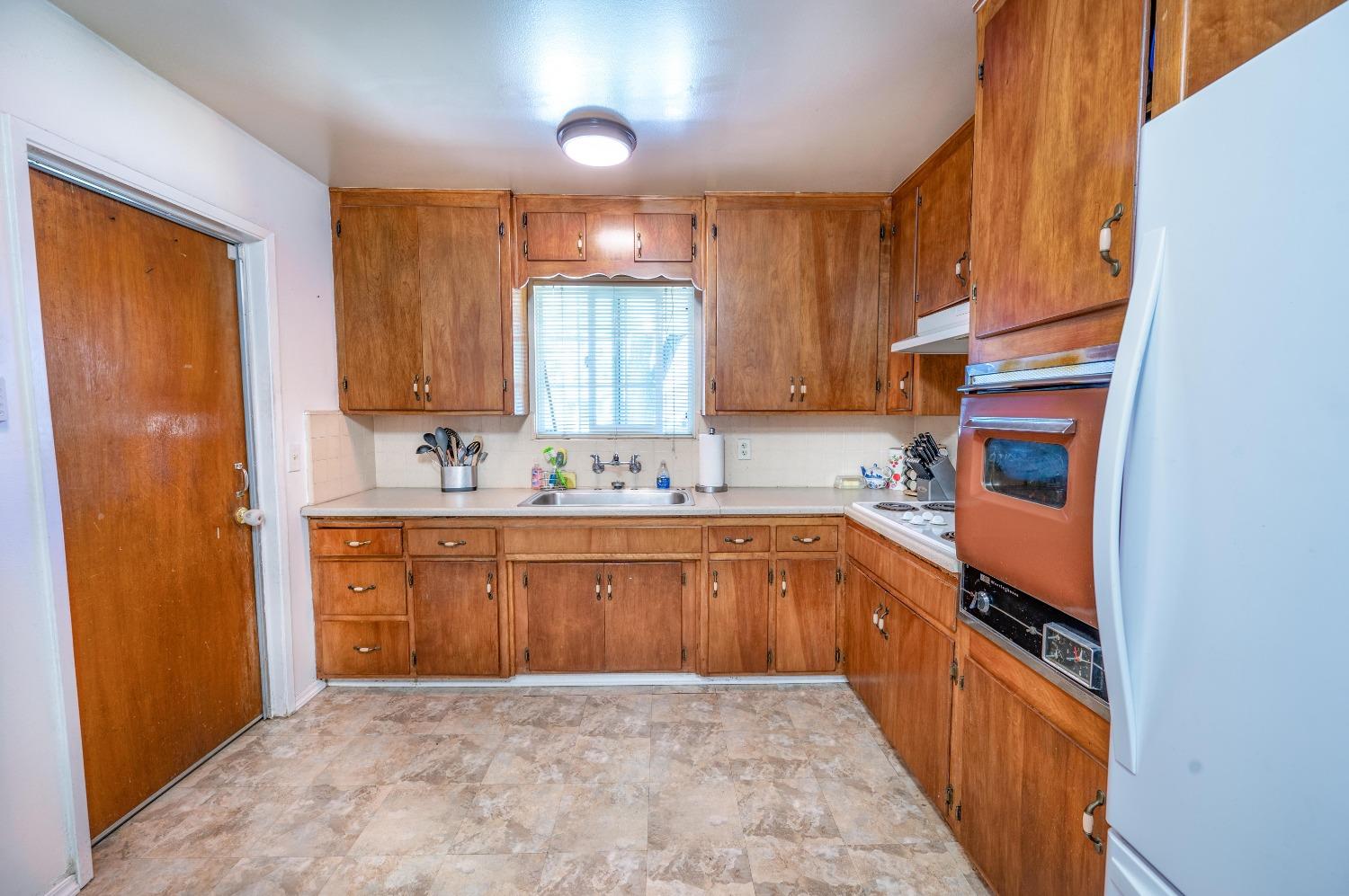 2402 Vicki Drive