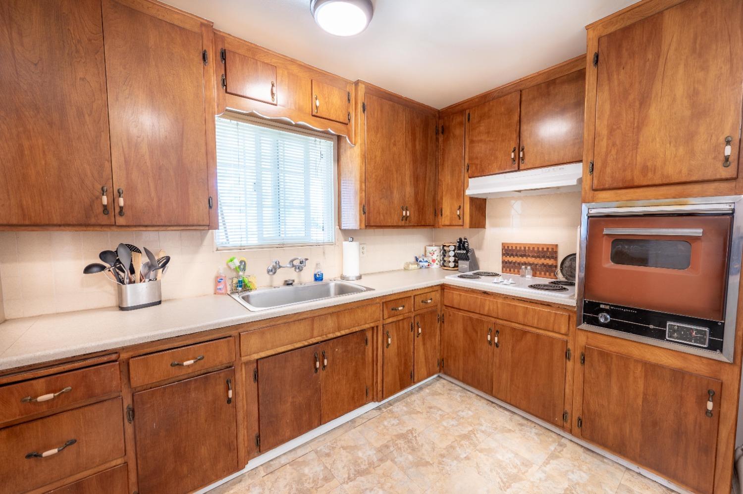 2402 Vicki Drive