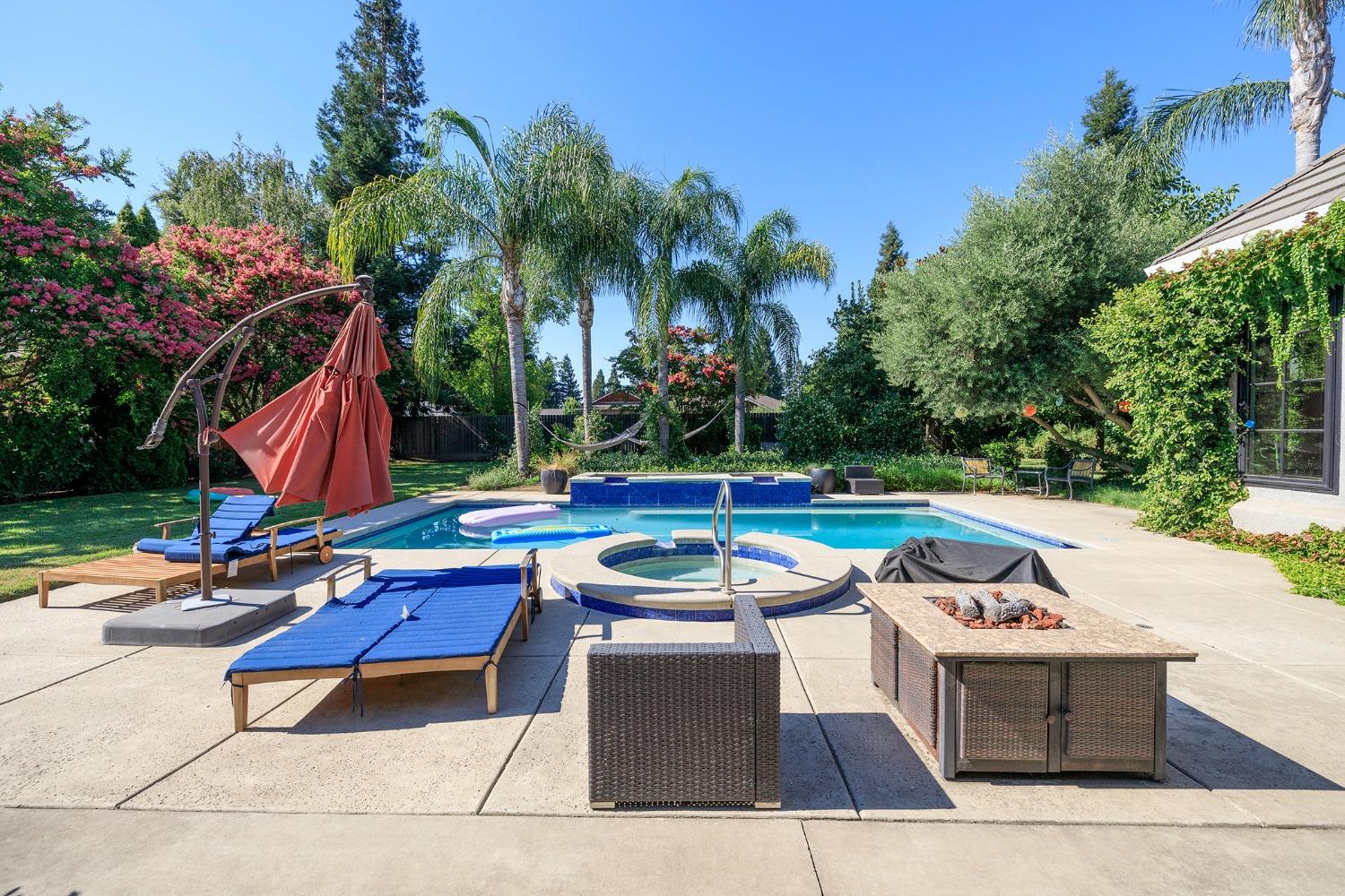 10417 Saint Andrews Court