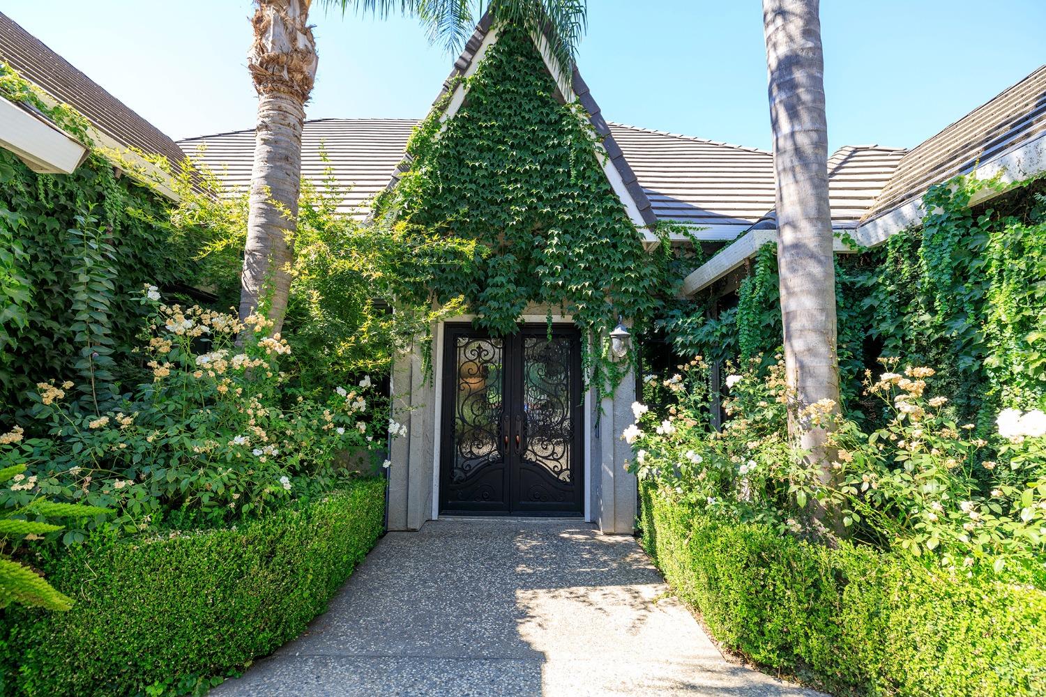 10417 Saint Andrews Court