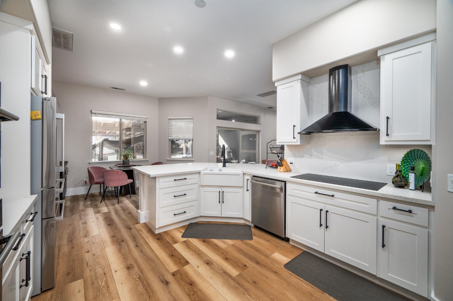 9801 Oak Knoll Drive