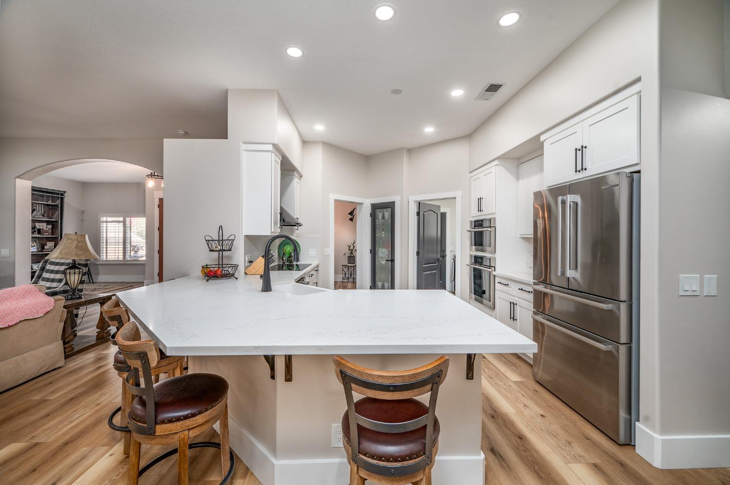 9801 Oak Knoll Drive