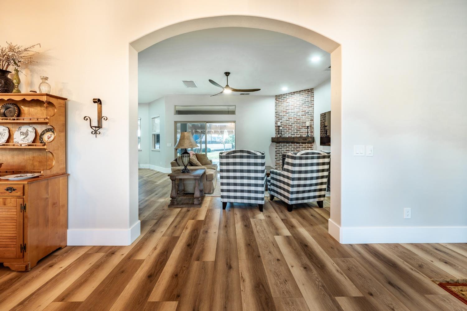 9801 Oak Knoll Drive