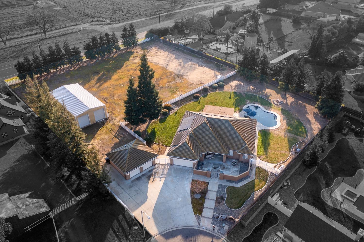 9801 Oak Knoll Drive