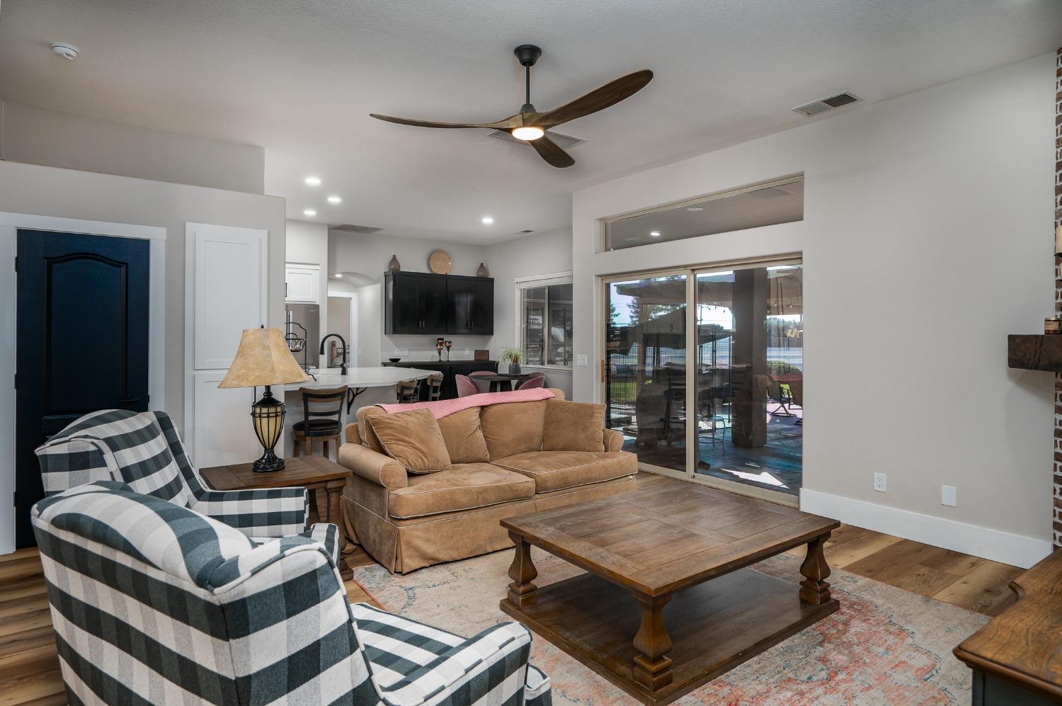 9801 Oak Knoll Drive