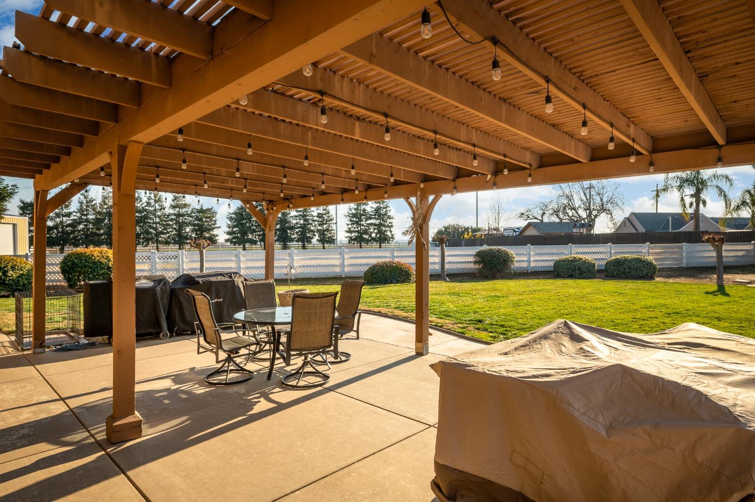 9801 Oak Knoll Drive