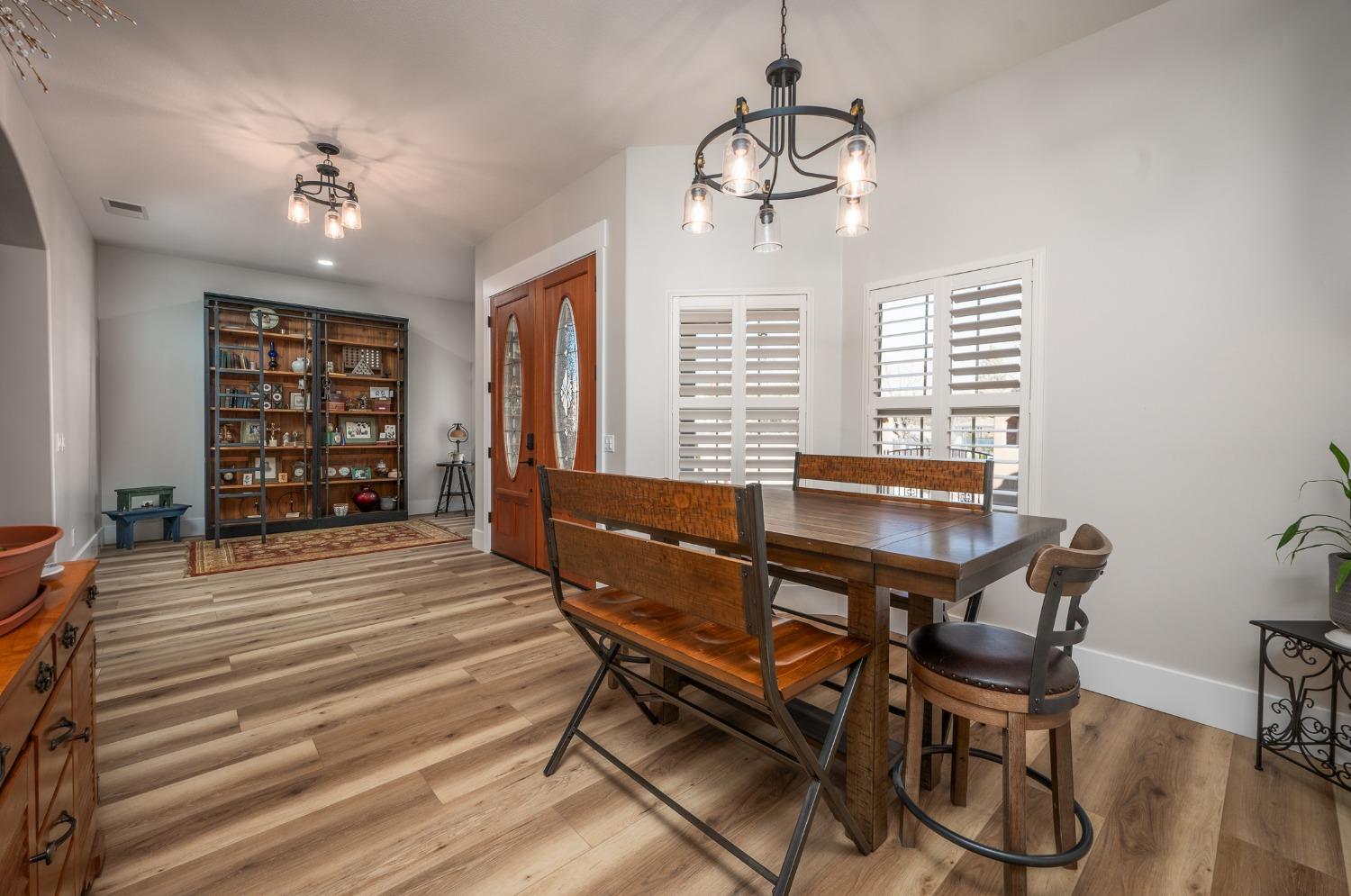 9801 Oak Knoll Drive