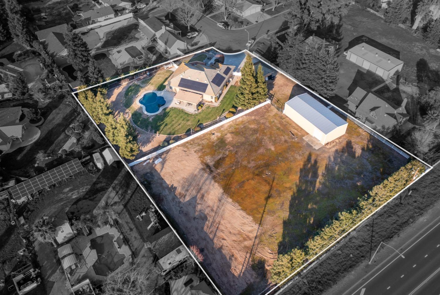 9801 Oak Knoll Drive