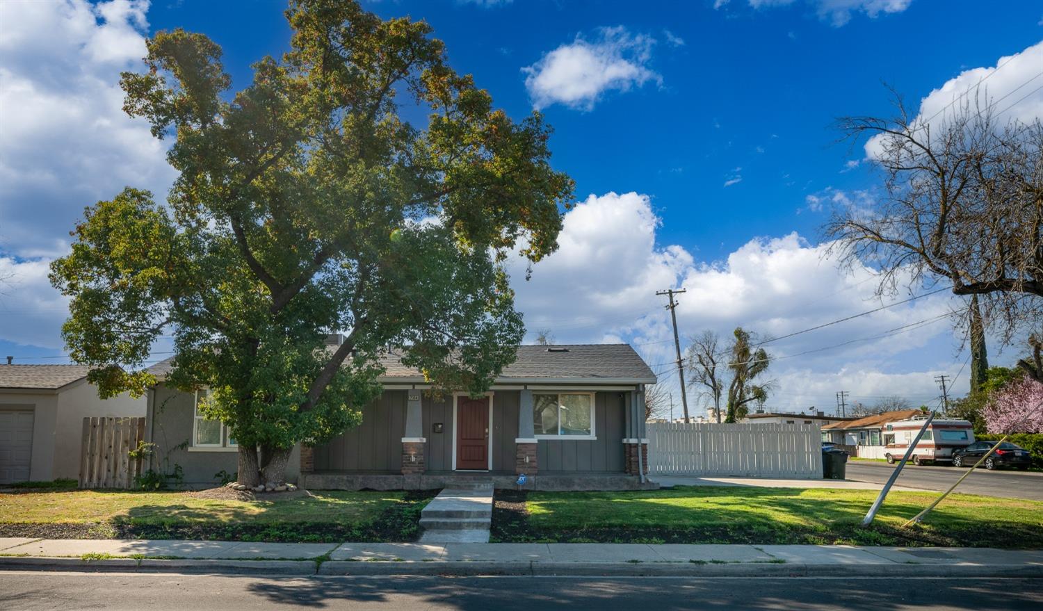 2004 Miller Avenue