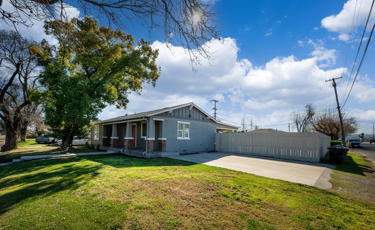 2004 Miller Avenue