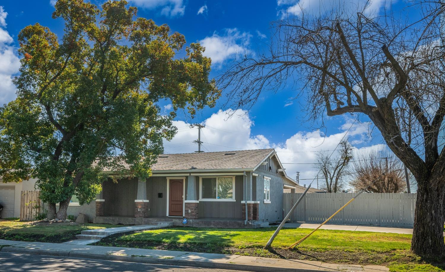 2004 Miller Avenue