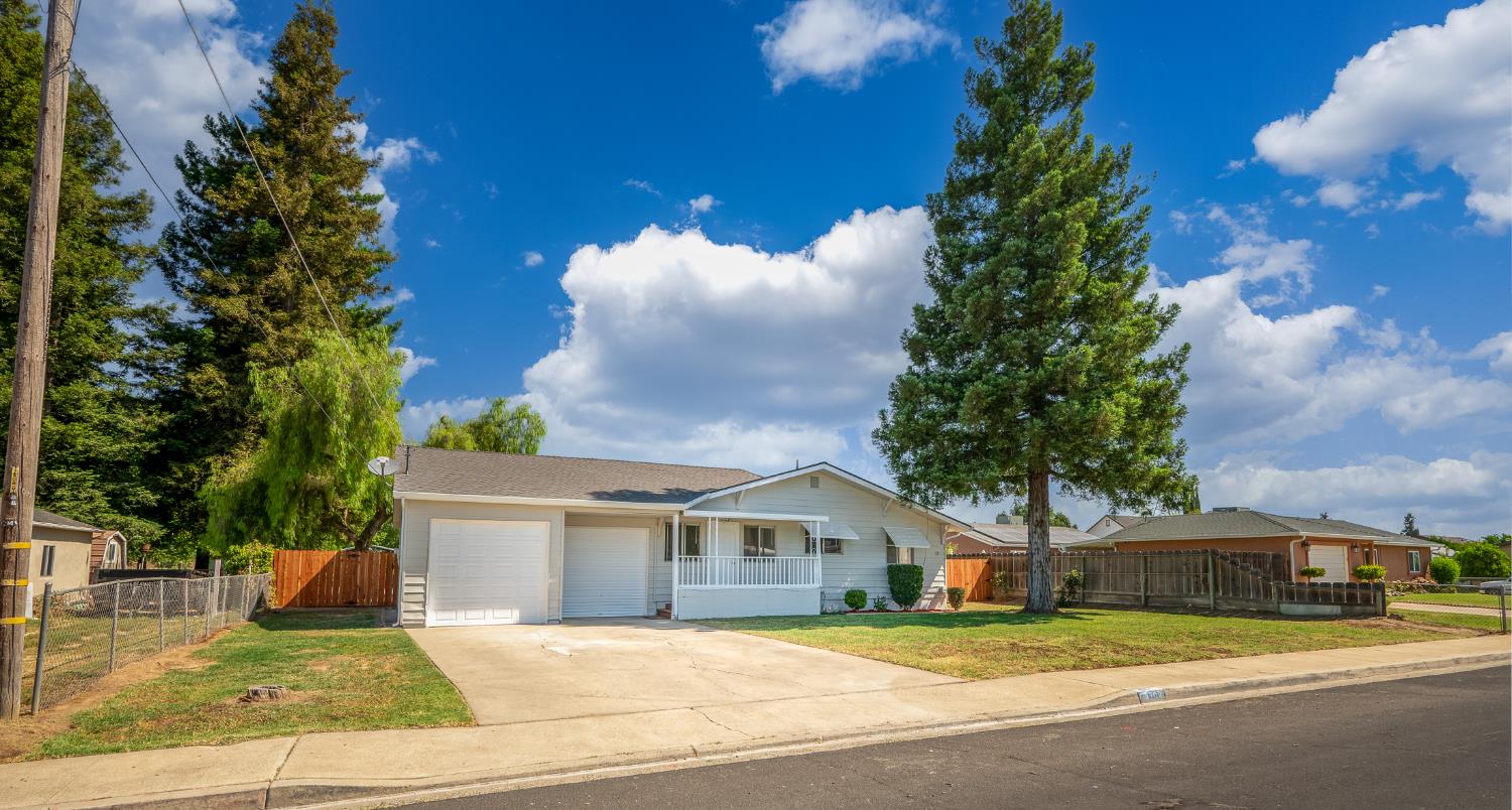 13137 Bentley Street