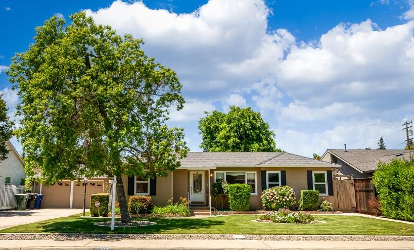 1233 Sycamore