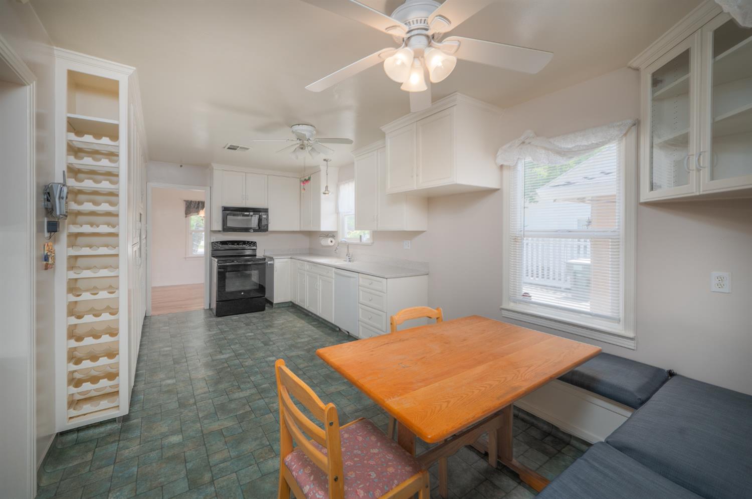 1233 Sycamore