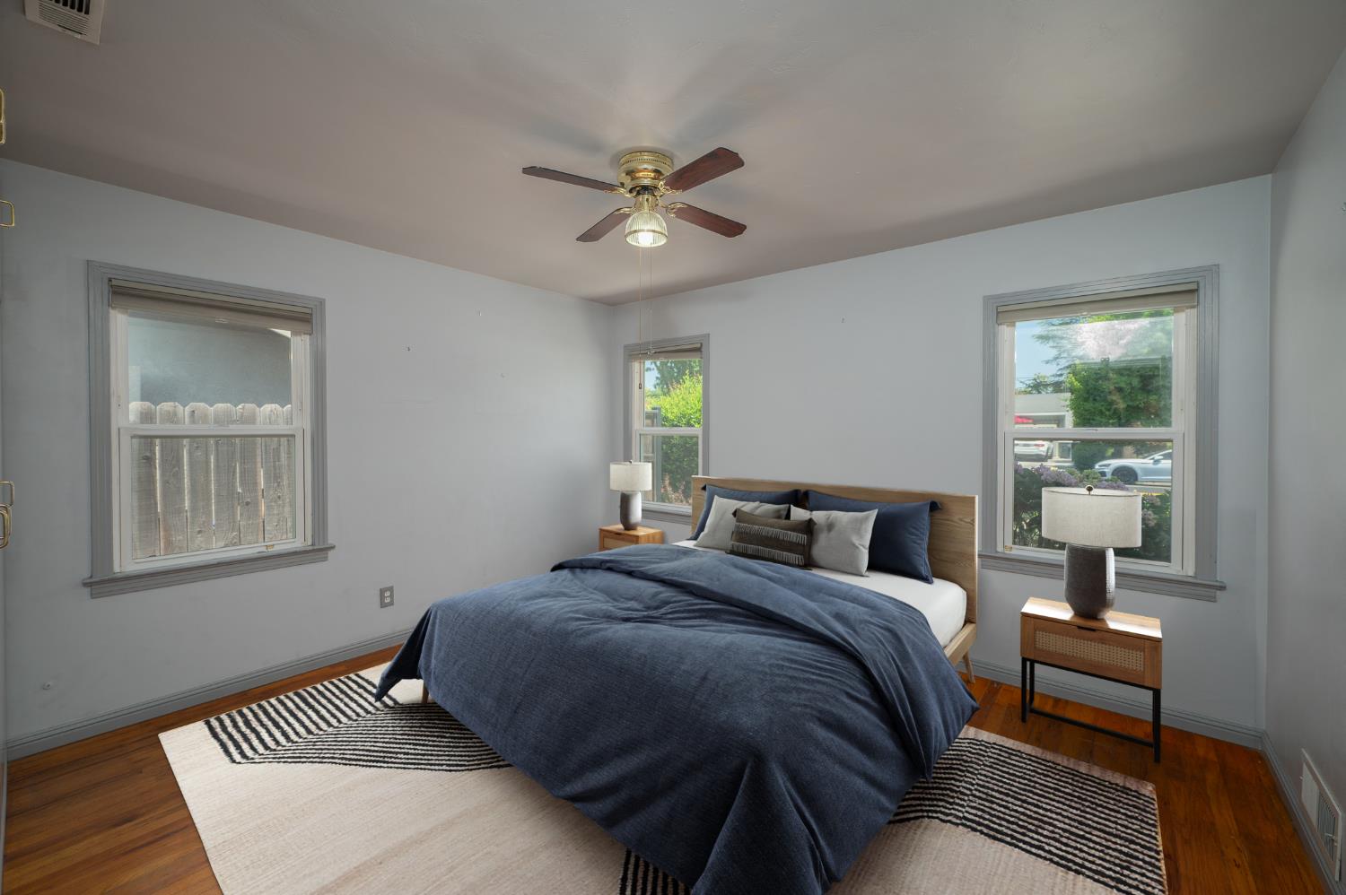 1233 Sycamore