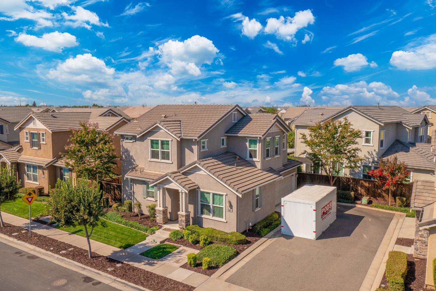 5617 Antique Rose Way