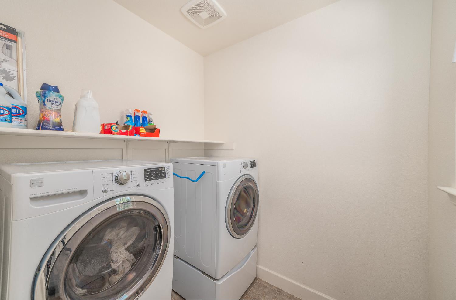 5617 Antique Rose Way