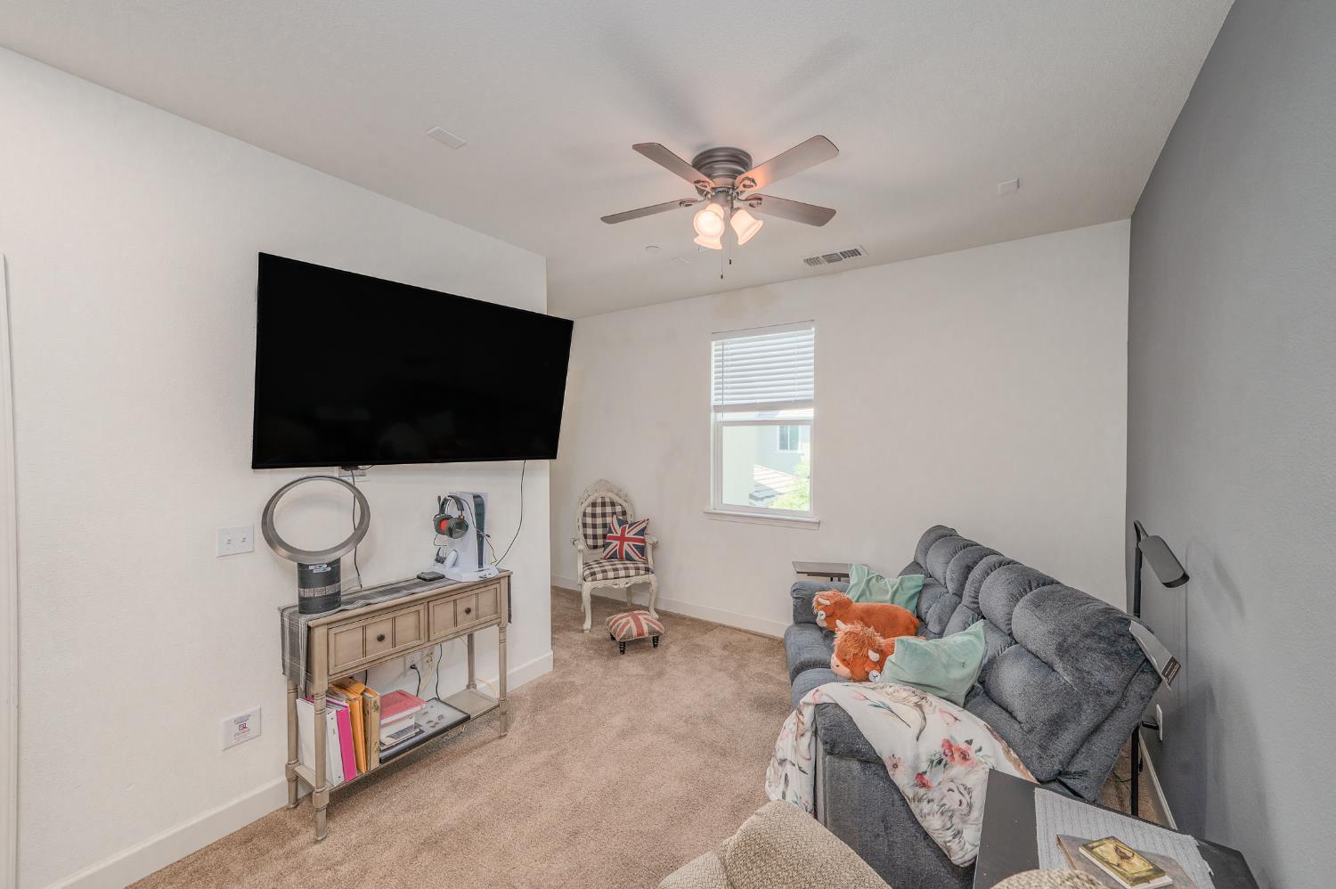 5617 Antique Rose Way