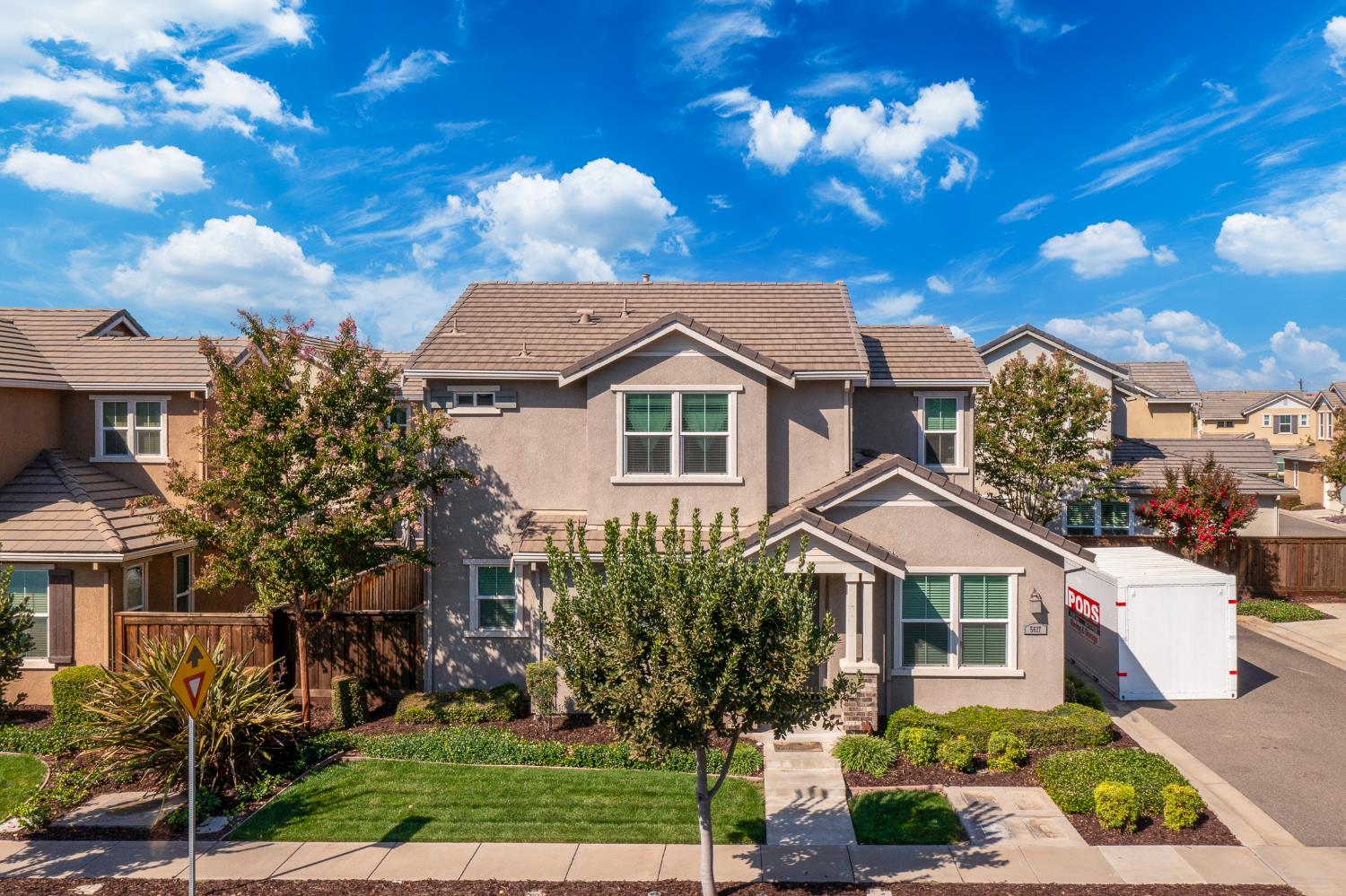 5617 Antique Rose Way