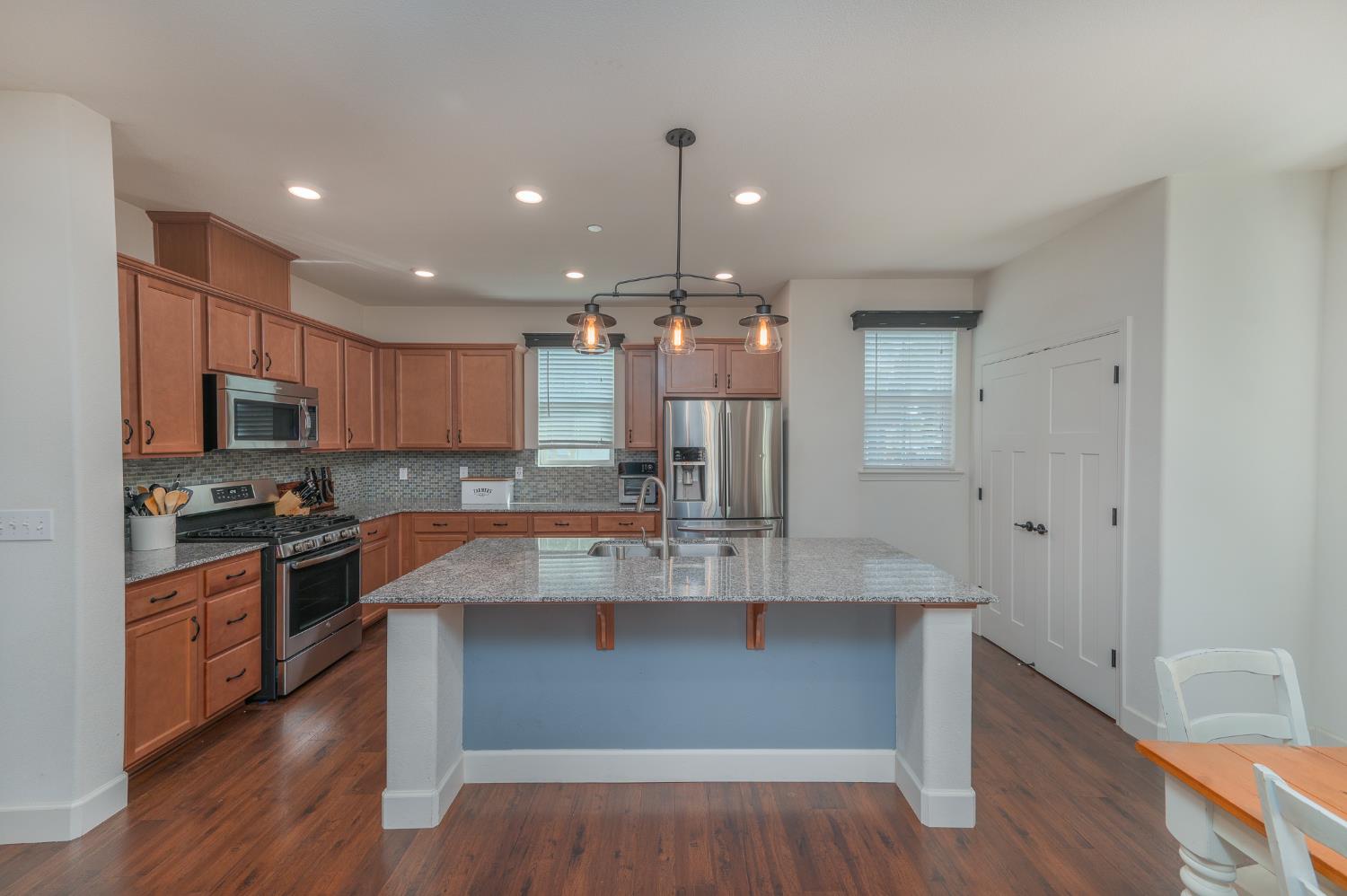 5617 Antique Rose Way