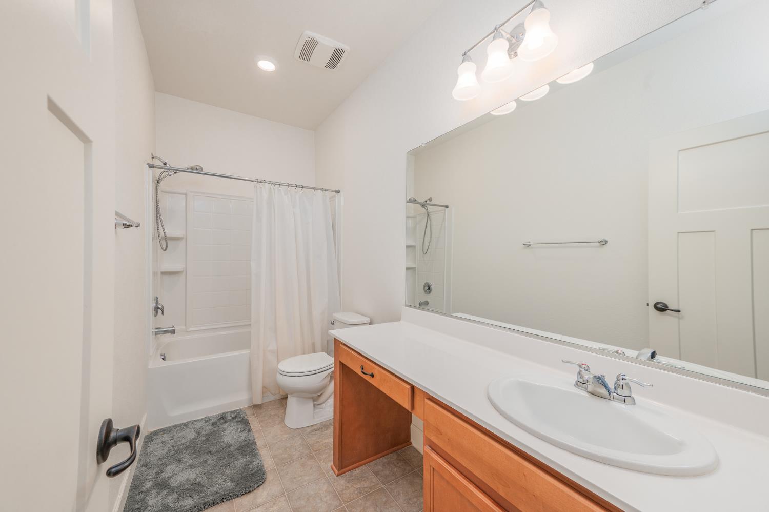 5617 Antique Rose Way