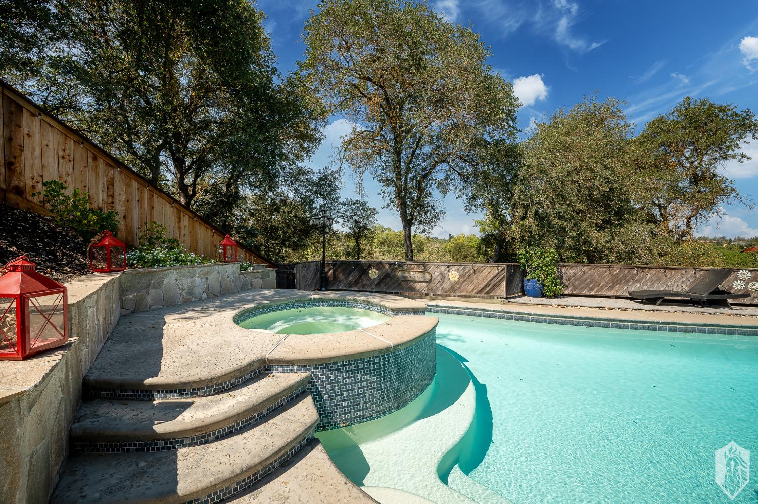 804 Hillswood Court