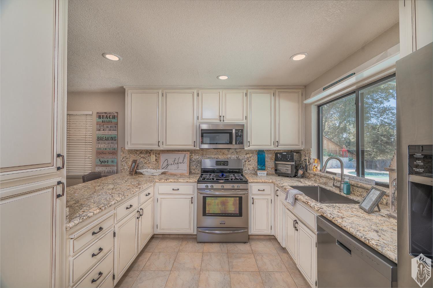 804 Hillswood Court