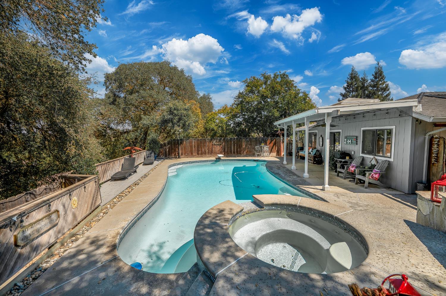 804 Hillswood Court