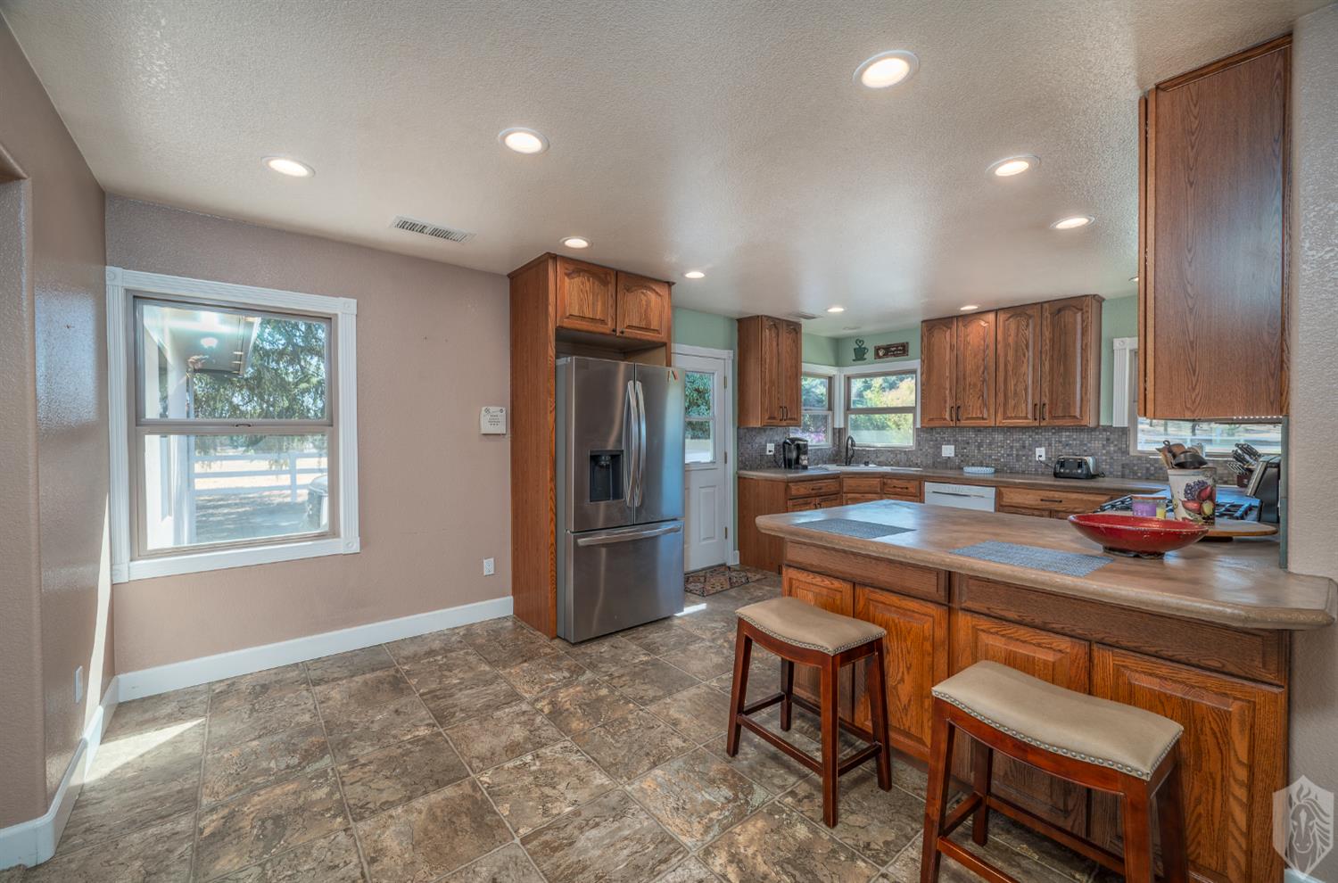 7667 Rodden Road