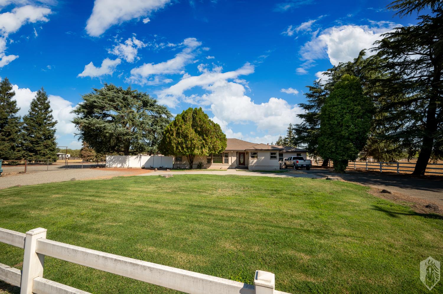 7667 Rodden Road