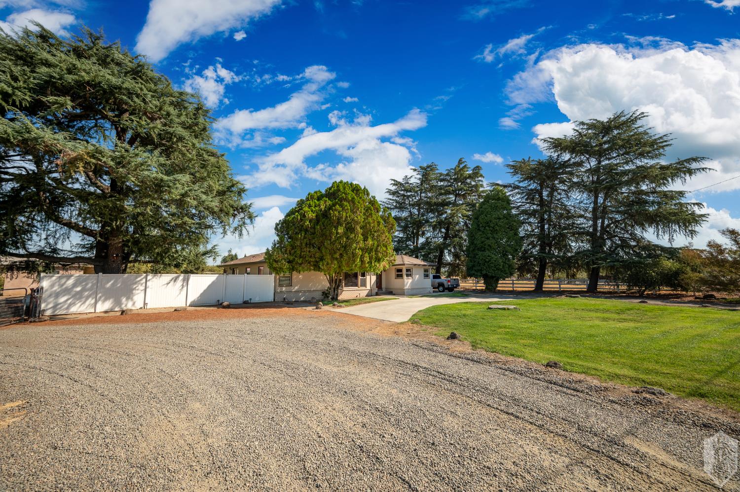 7667 Rodden Road
