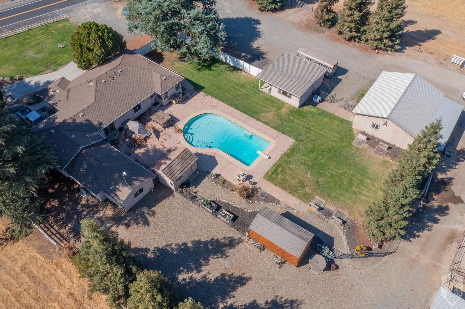 7667 Rodden Road
