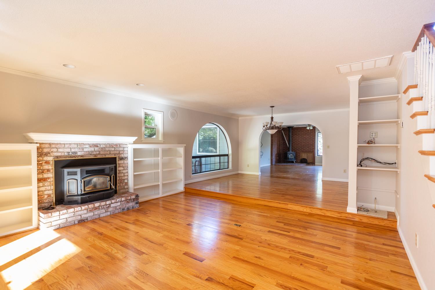 9900 Mountain Oak Road